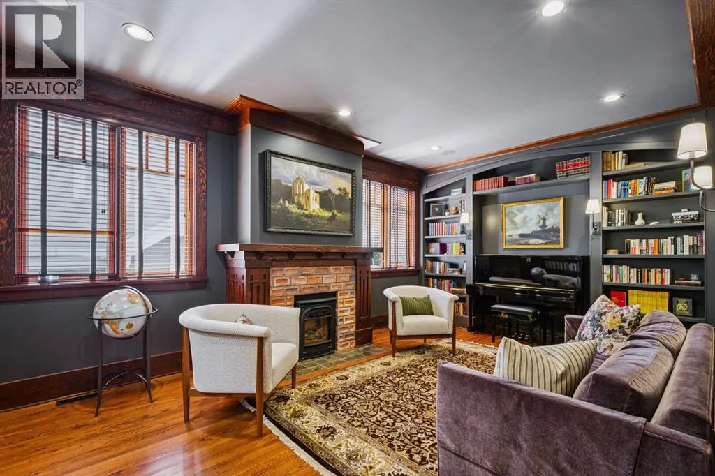 2703 Carleton Street SW