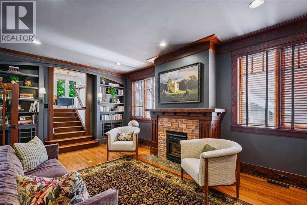 2703 Carleton Street SW