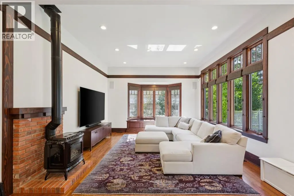 2703 Carleton Street SW