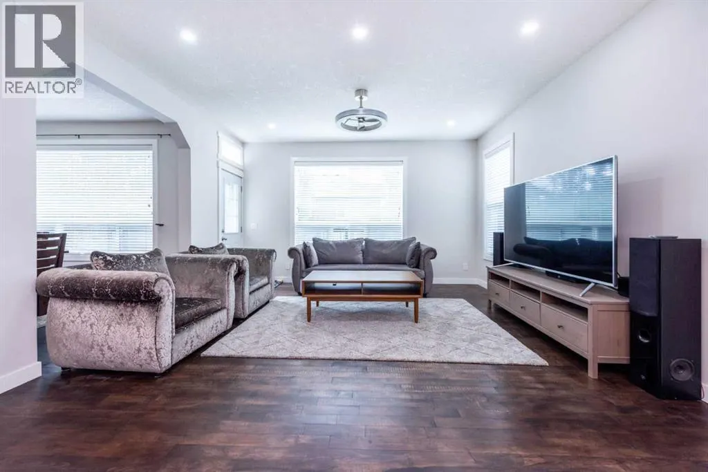 35 Aspen Stone Way SW