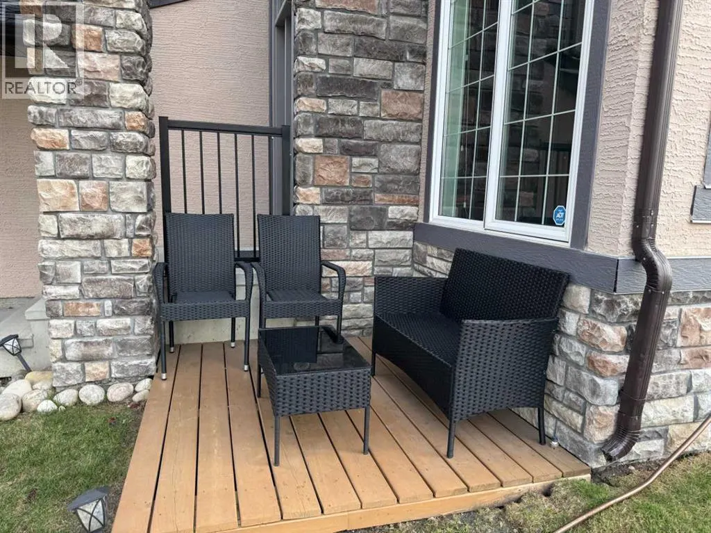 35 Aspen Stone Way SW