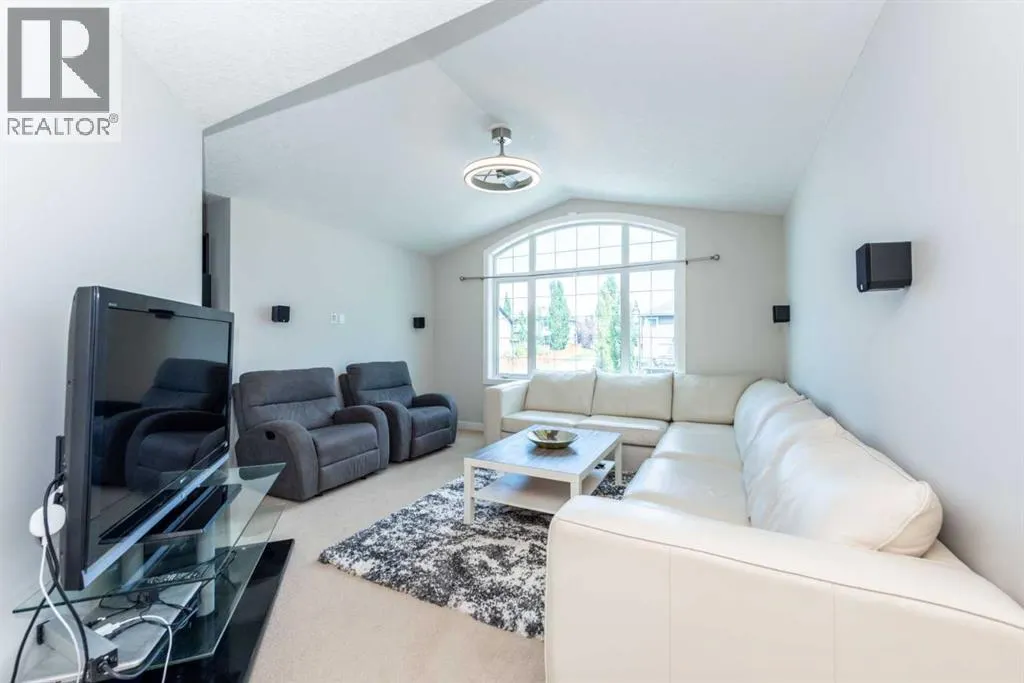 35 Aspen Stone Way SW