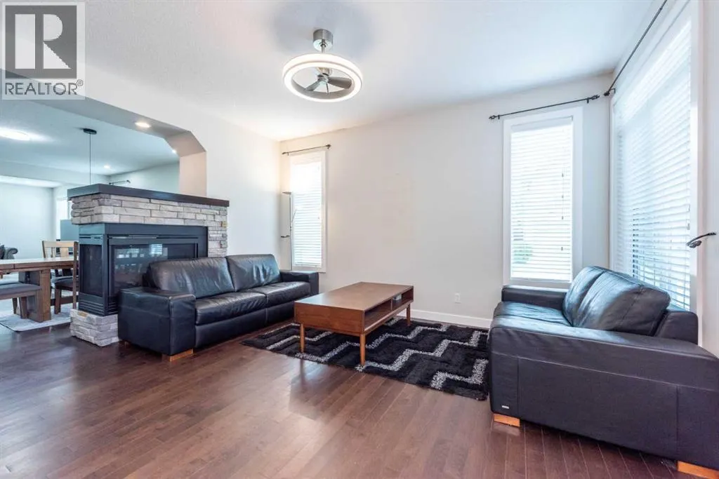 35 Aspen Stone Way SW