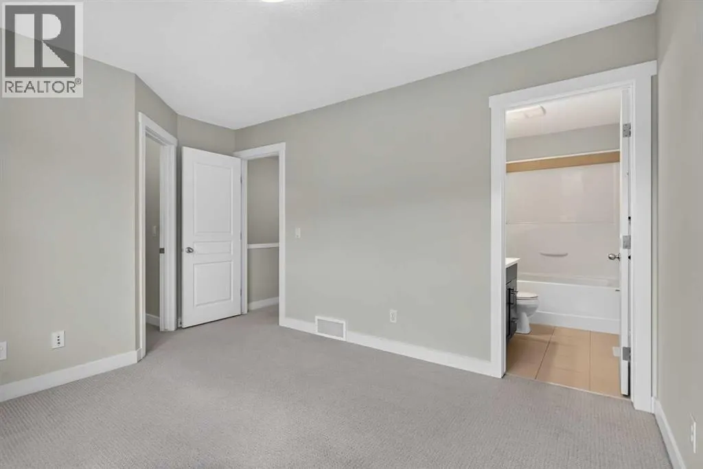1106 Mckenzie Towne Row SE