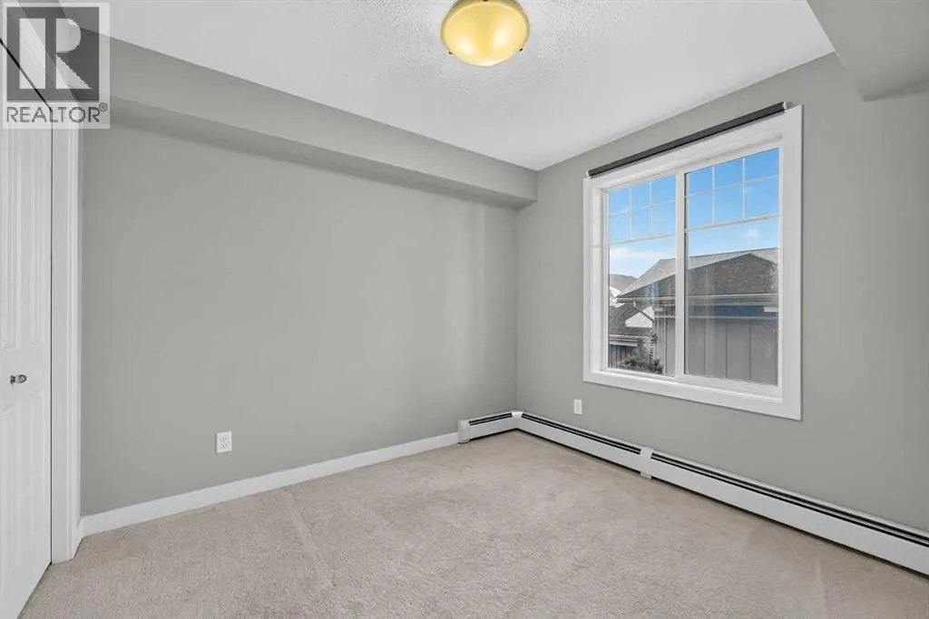 313, 130 AUBURN MEADOWS View SE