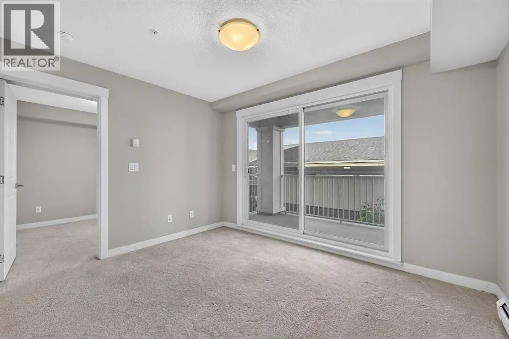 313, 130 AUBURN MEADOWS View SE
