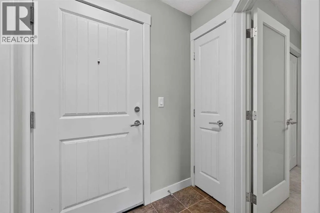 313, 130 AUBURN MEADOWS View SE