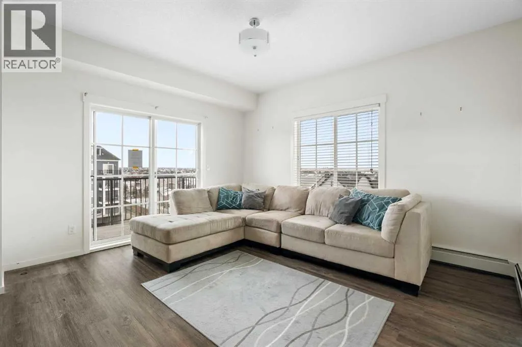 1411, 99 Copperstone Park SE