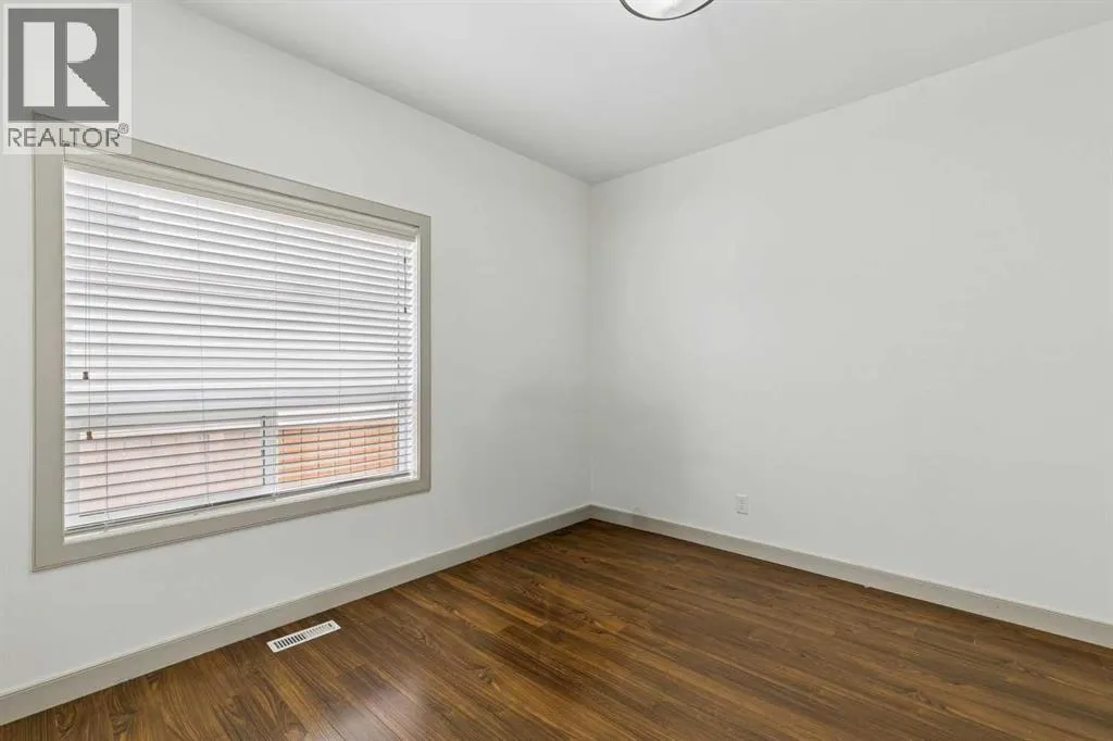 67 Everwoods Park SW