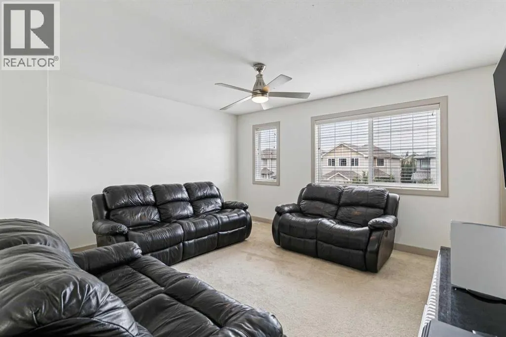 67 Everwoods Park SW