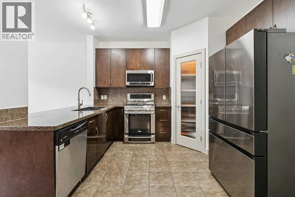 67 Everwoods Park SW