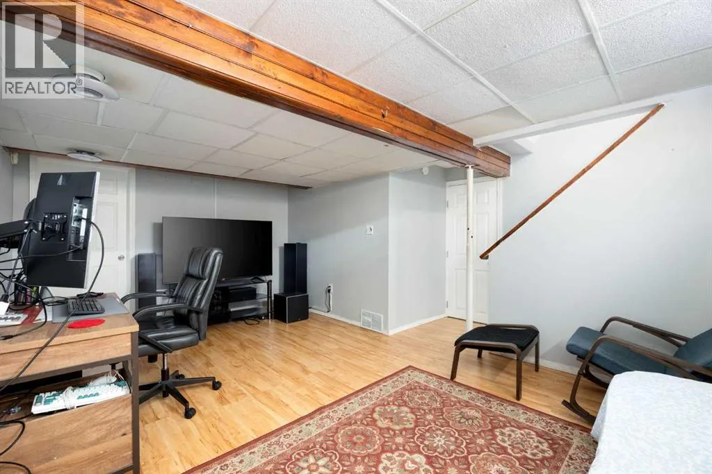 10, 701 Beacon hill Drive