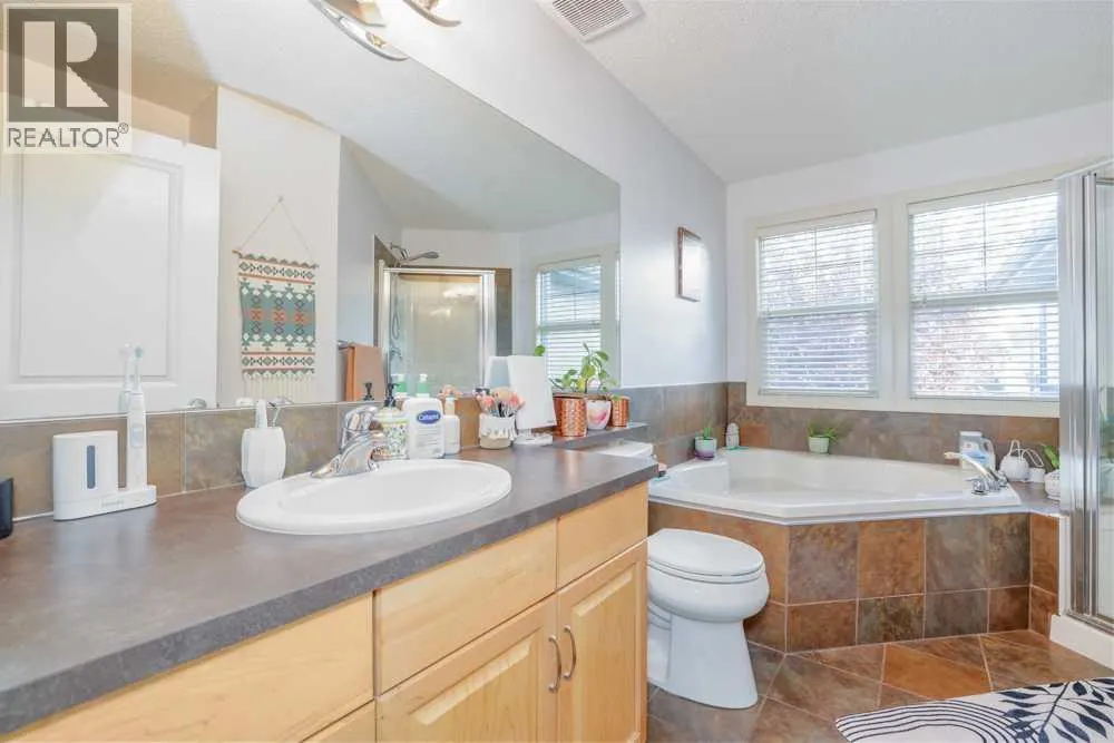 230 Auburn Bay Boulevard SE
