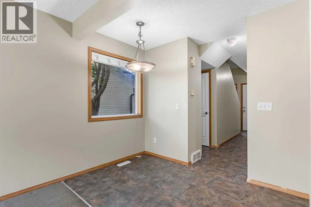51 Eversyde Court SW