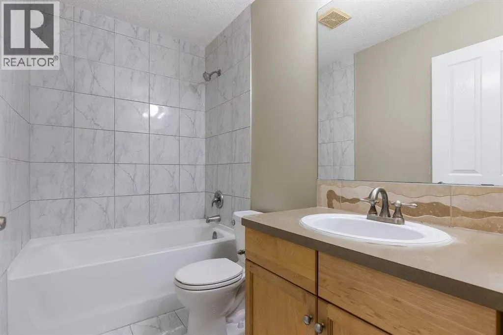 51 Eversyde Court SW