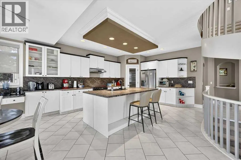 234 Elmont Bay SW