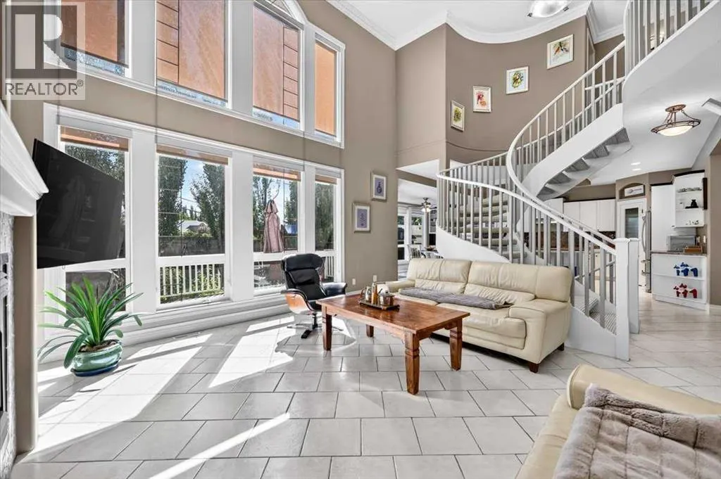 234 Elmont Bay SW