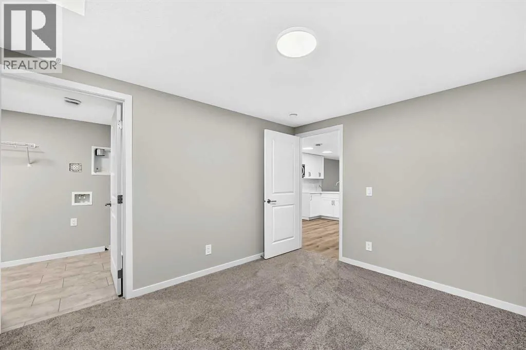 1302 Mahogany Boulevard SE