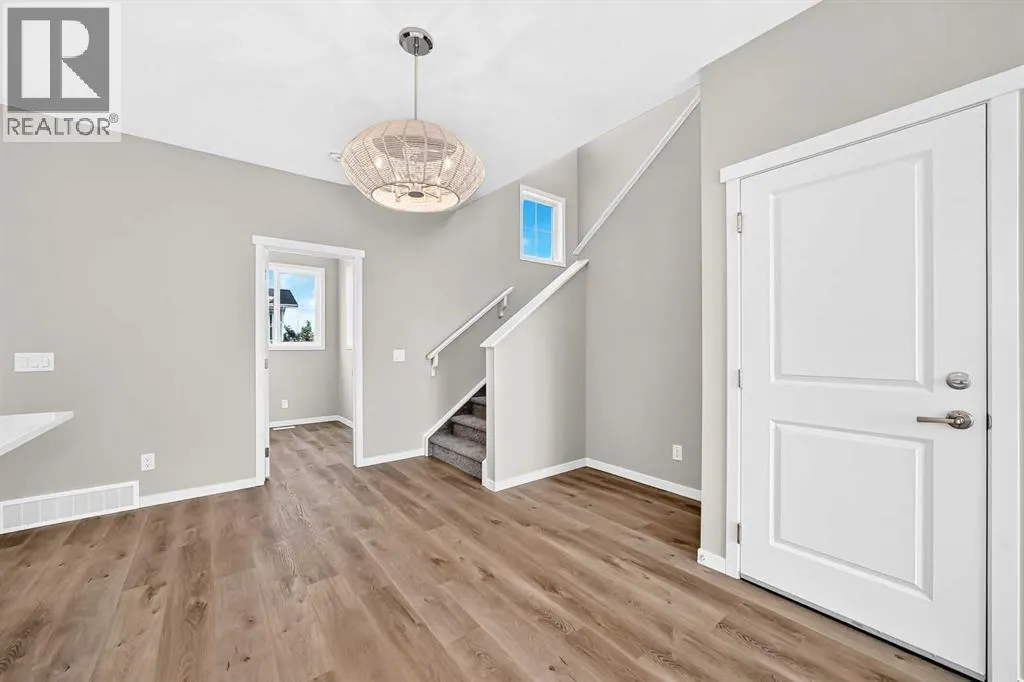 1302 Mahogany Boulevard SE