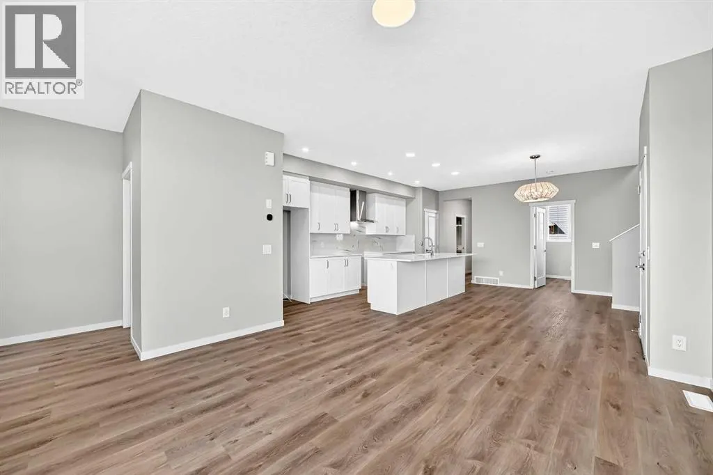 1302 Mahogany Boulevard SE