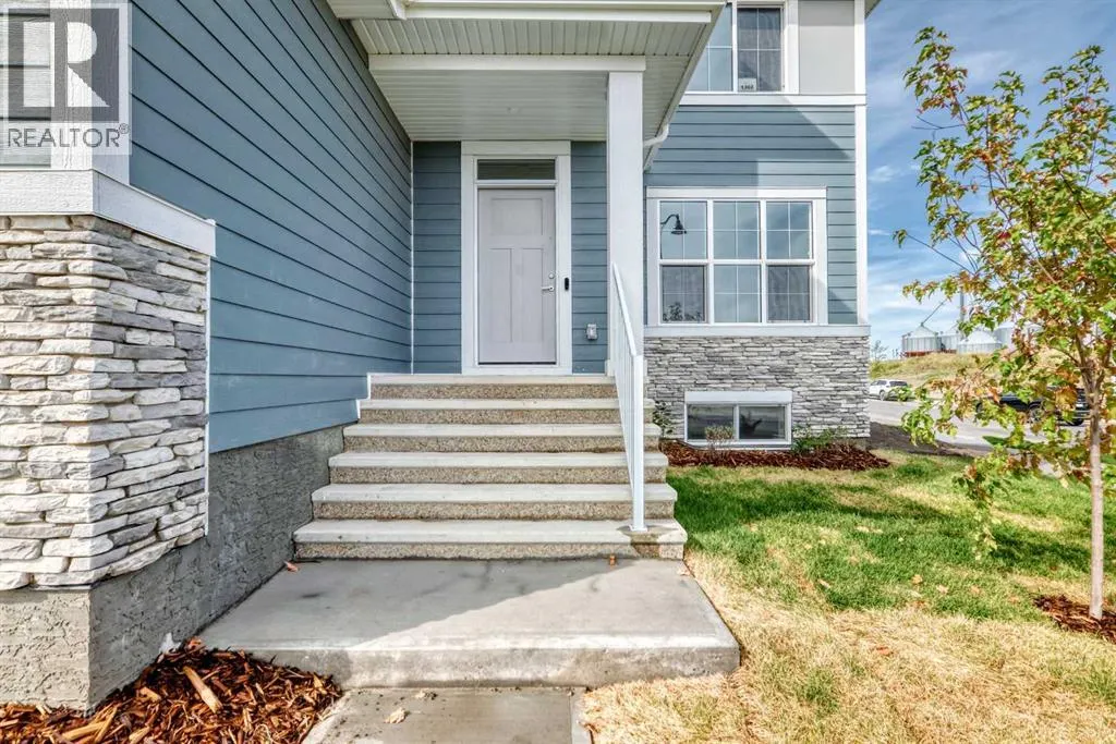 1302 Mahogany Boulevard SE