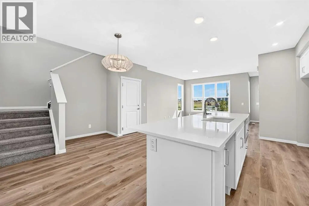 1302 Mahogany Boulevard SE
