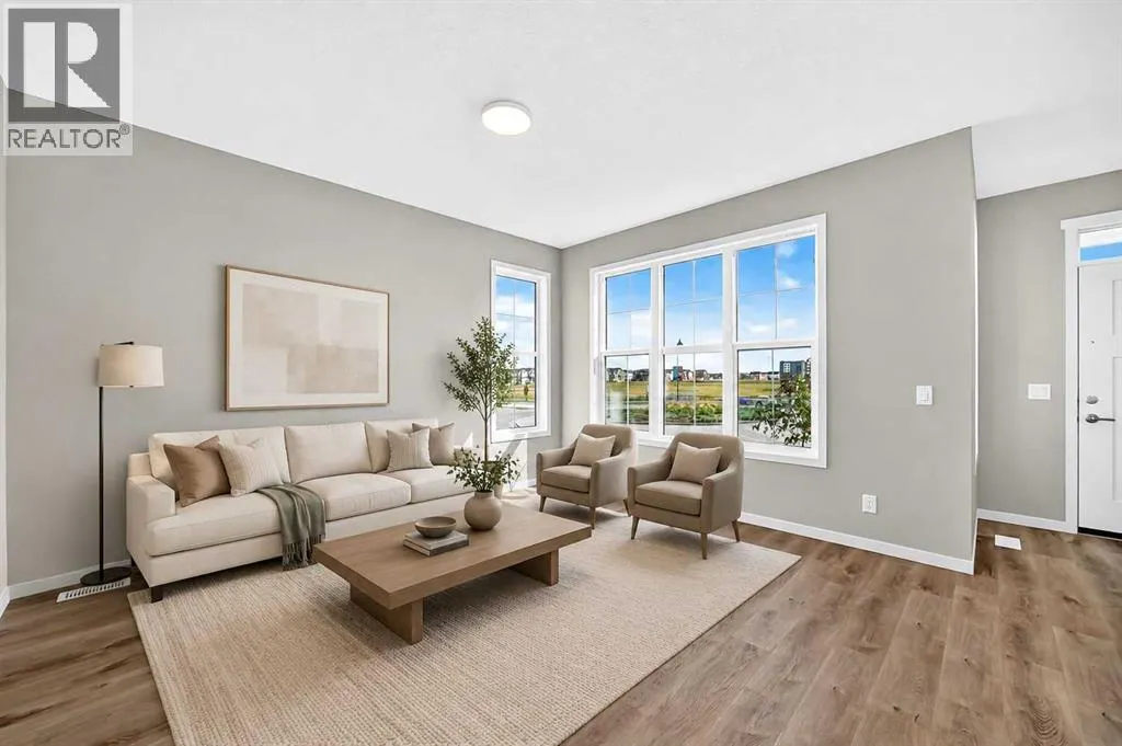 1302 Mahogany Boulevard SE