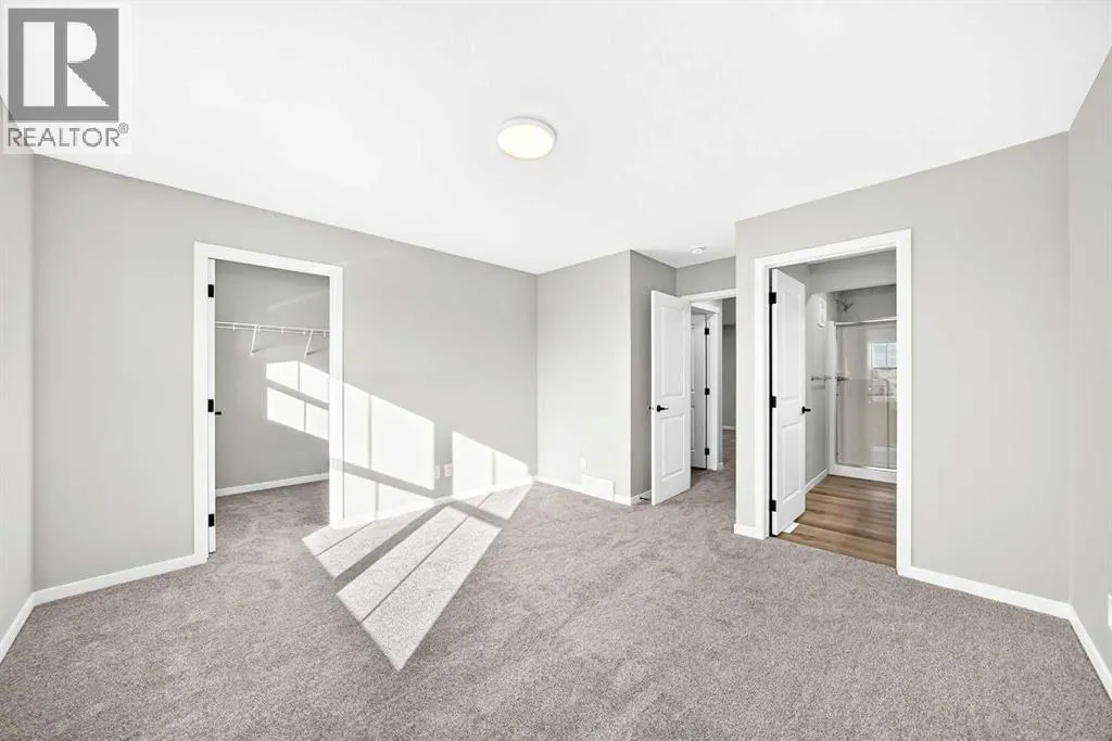 72 Mercado Road SE