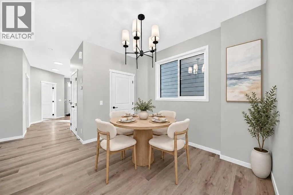 72 Mercado Road SE