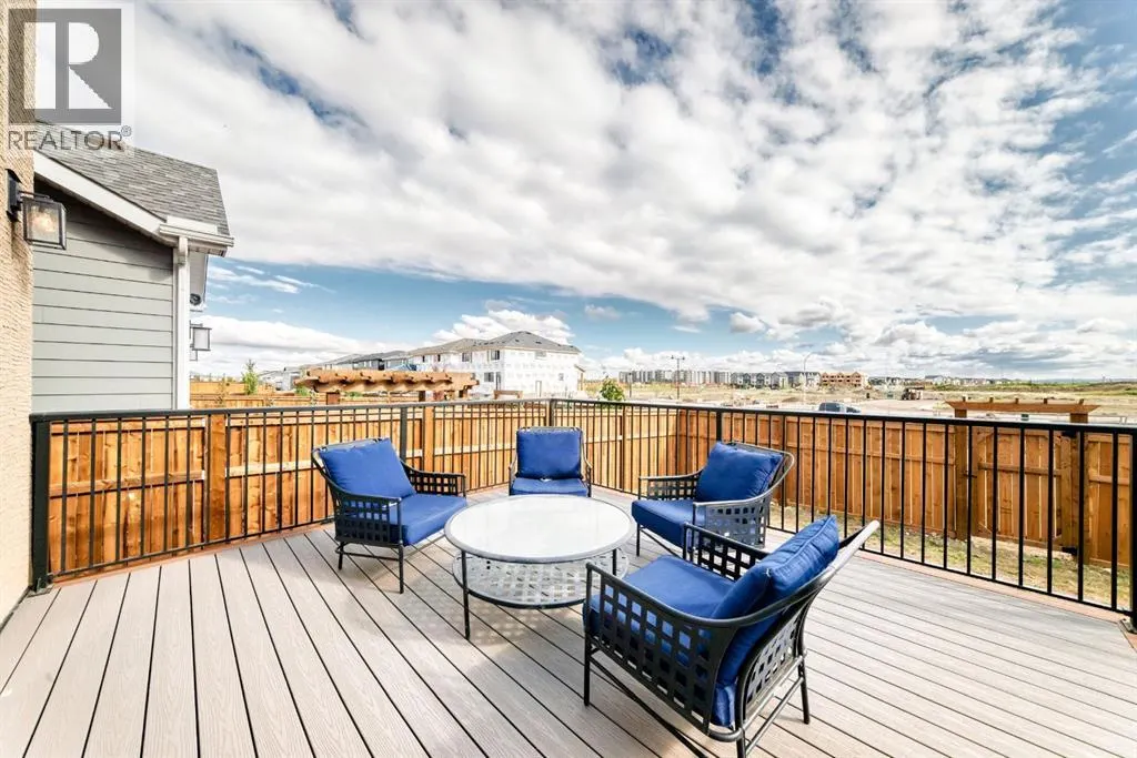 183 Marina Grove SE