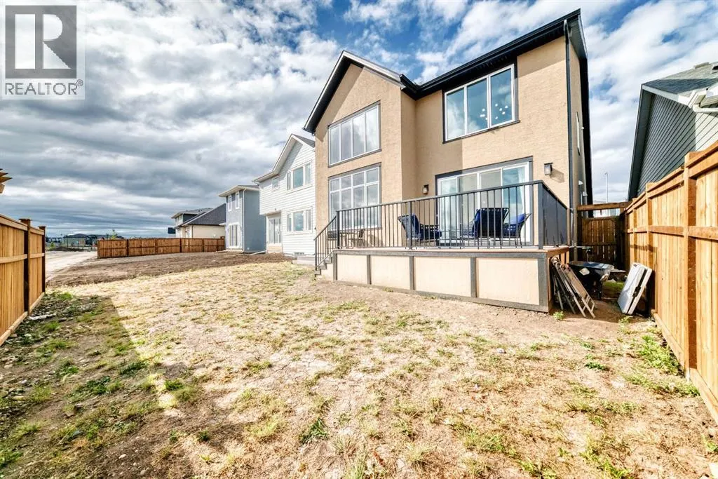 183 Marina Grove SE