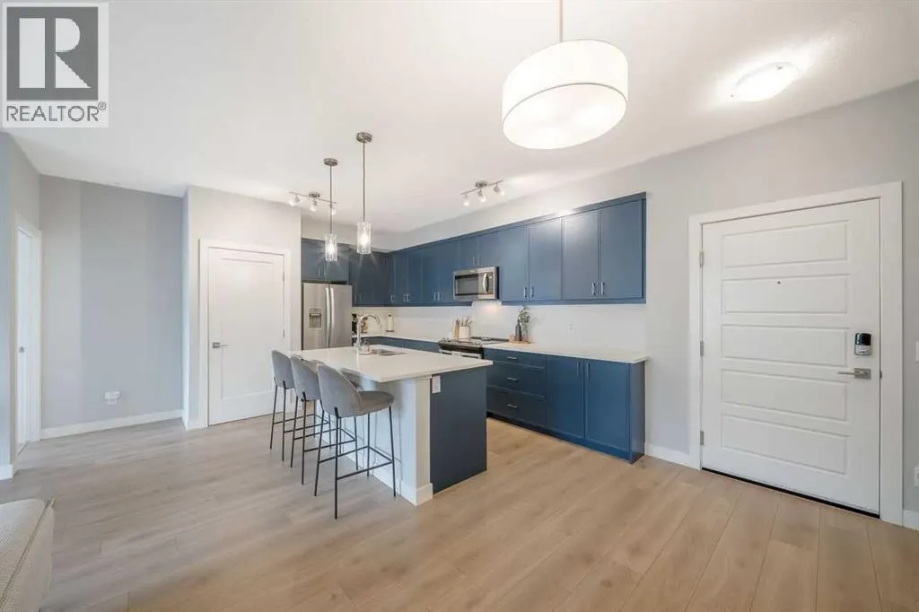305, 100 Auburn Meadows Manor SE