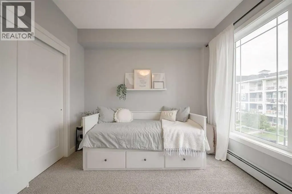 305, 100 Auburn Meadows Manor SE