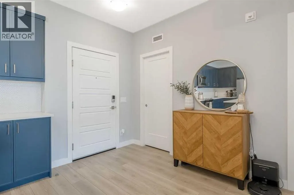305, 100 Auburn Meadows Manor SE