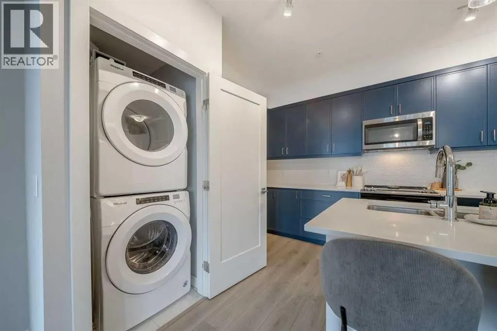 305, 100 Auburn Meadows Manor SE