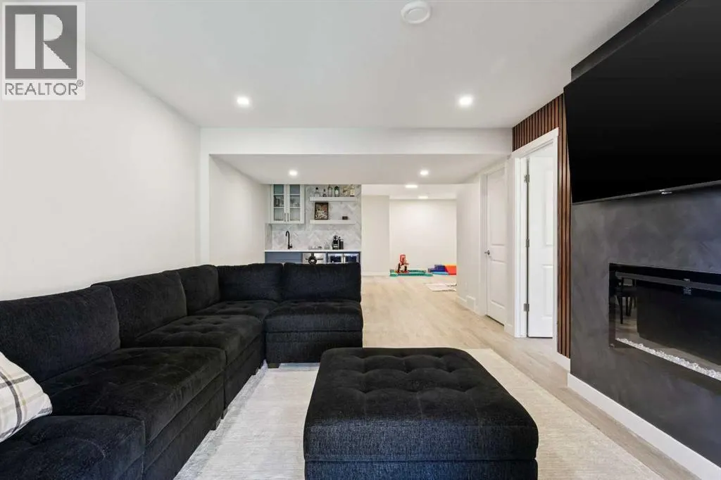 119 Cranbrook Green SE