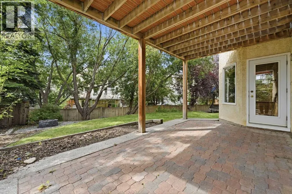 872 Sierra Morena Court SW