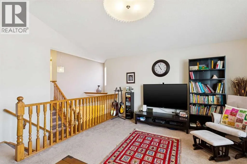 3766 Springbank Drive SW