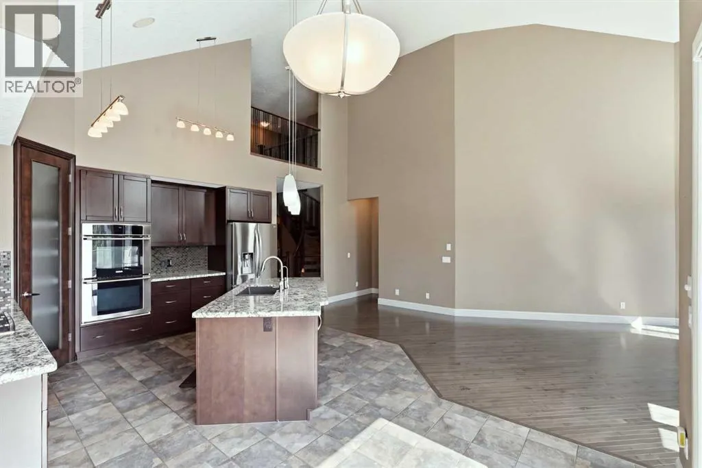 242 Cranleigh Place SE