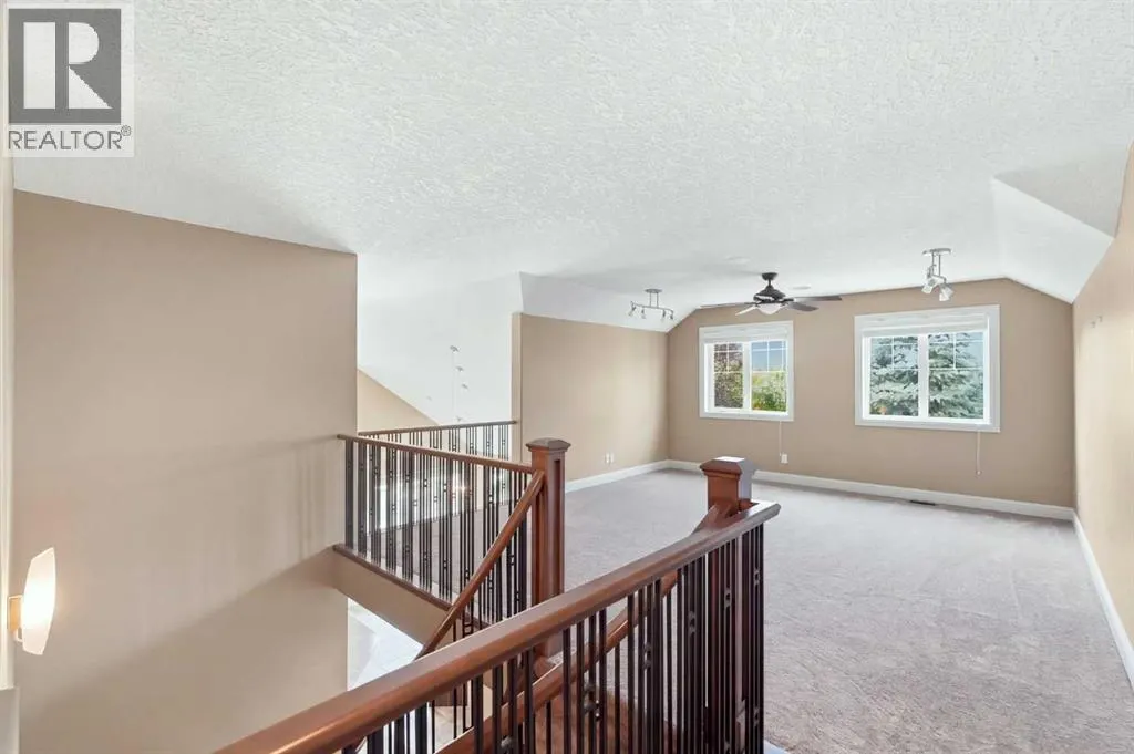 242 Cranleigh Place SE