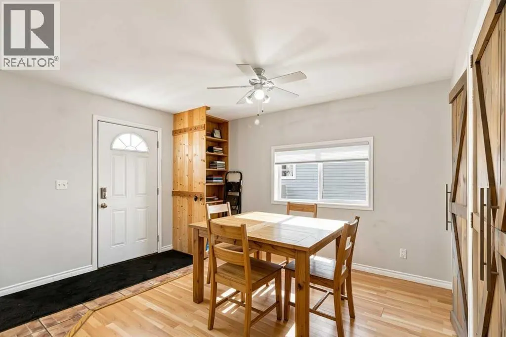 108 Grecian Place