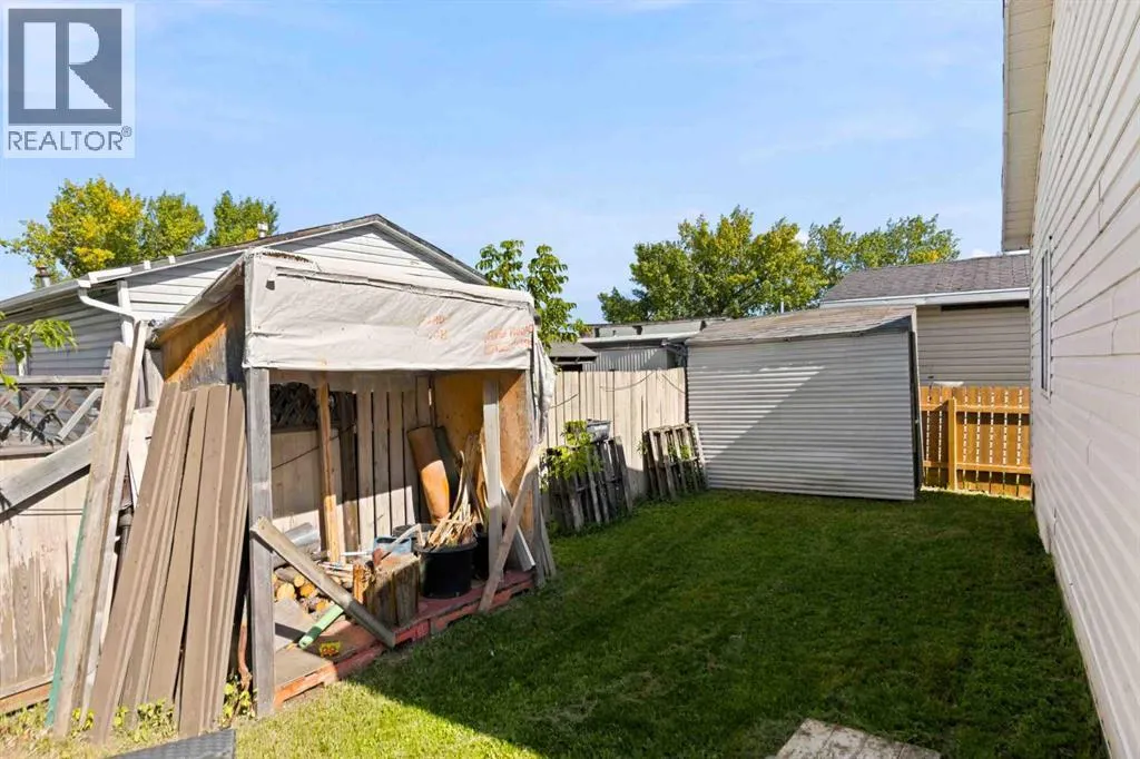 108 Grecian Place
