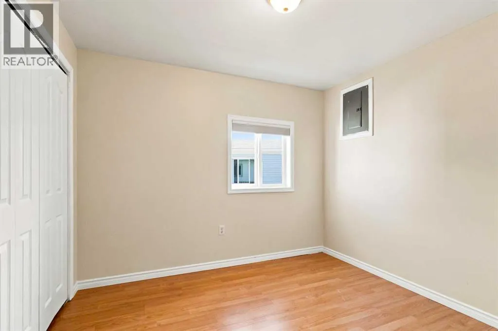 108 Grecian Place