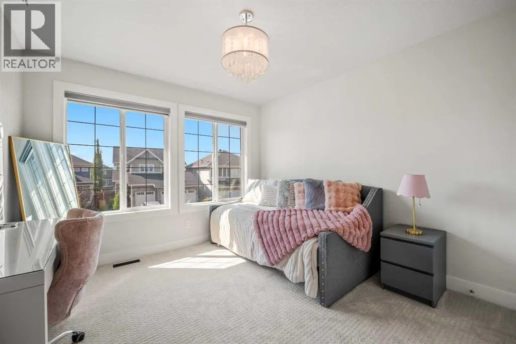 291 Legacy Mount SE