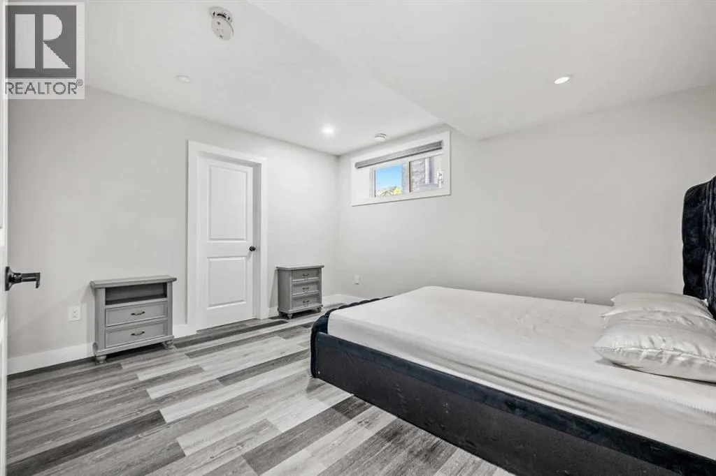 291 Legacy Mount SE