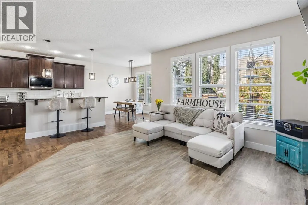 45 Mahogany Terrace SE
