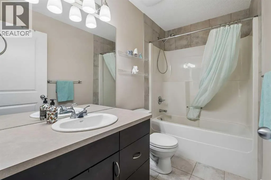 45 Mahogany Terrace SE