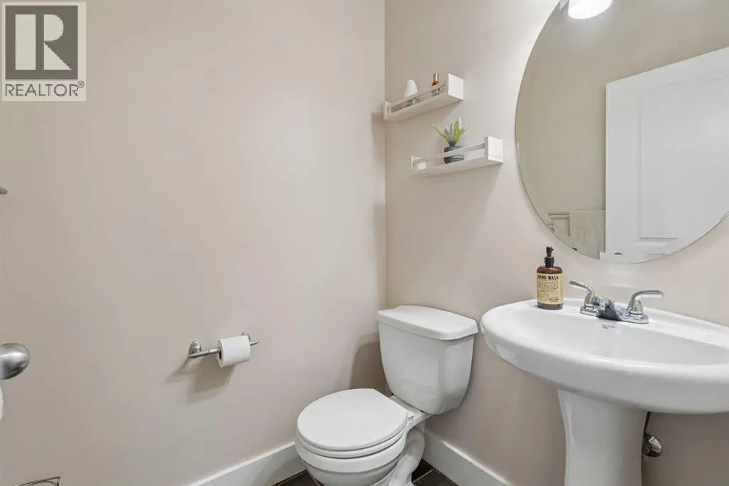 45 Mahogany Terrace SE