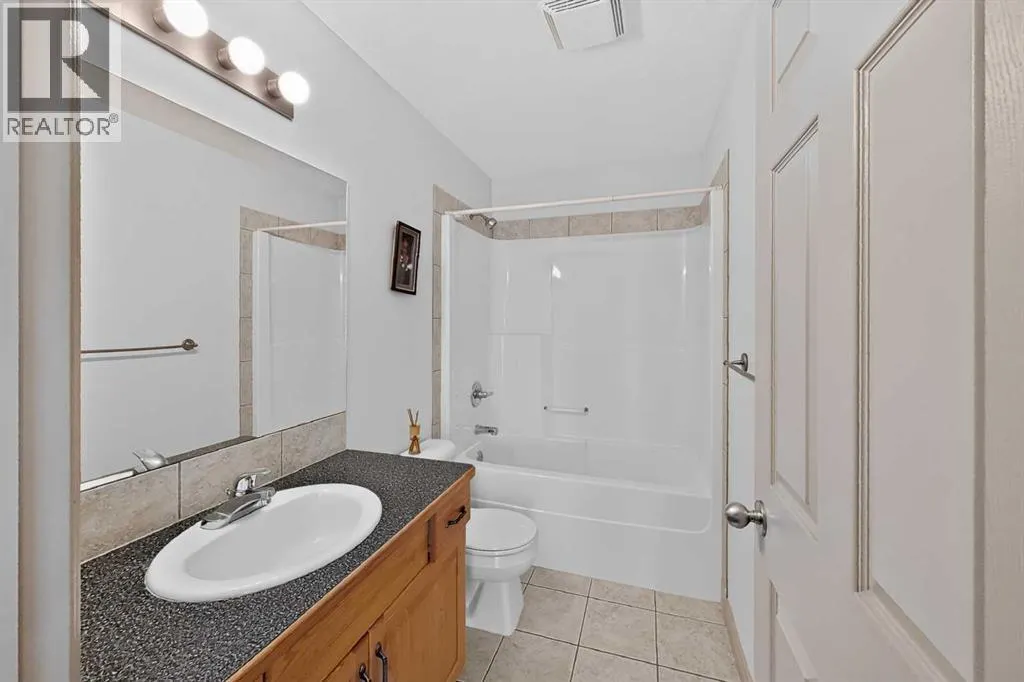36 Kodiak Boulevard N