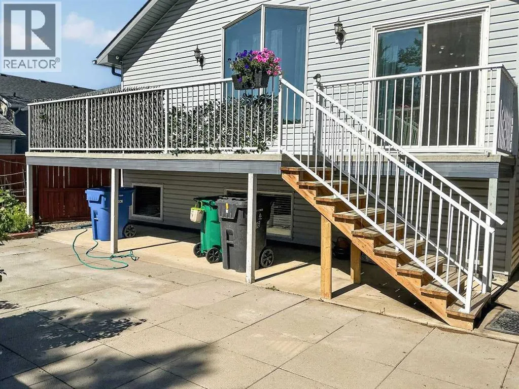36 Kodiak Boulevard N